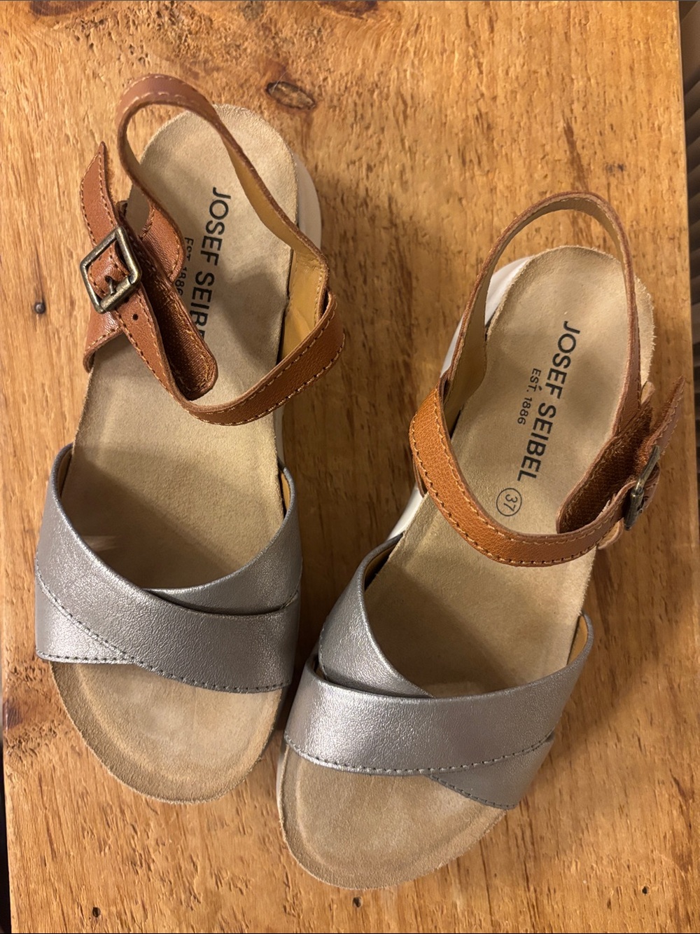 Josef Seibel Silver & Tan Sandals | Size 37 (6.5) - New